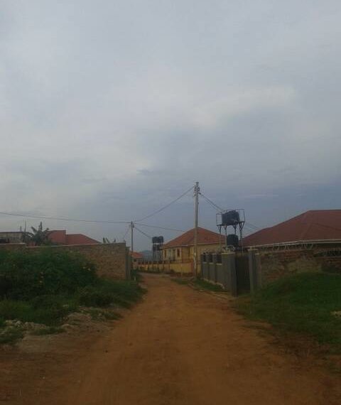 25 decimals for sale in Kyaliwajala in Wakiso District