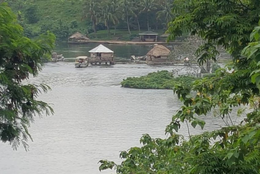 1 acre near sailing club within proximity to source of the Nile in Jinja City District